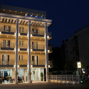 Szálloda Julius, Golem (Tirana)